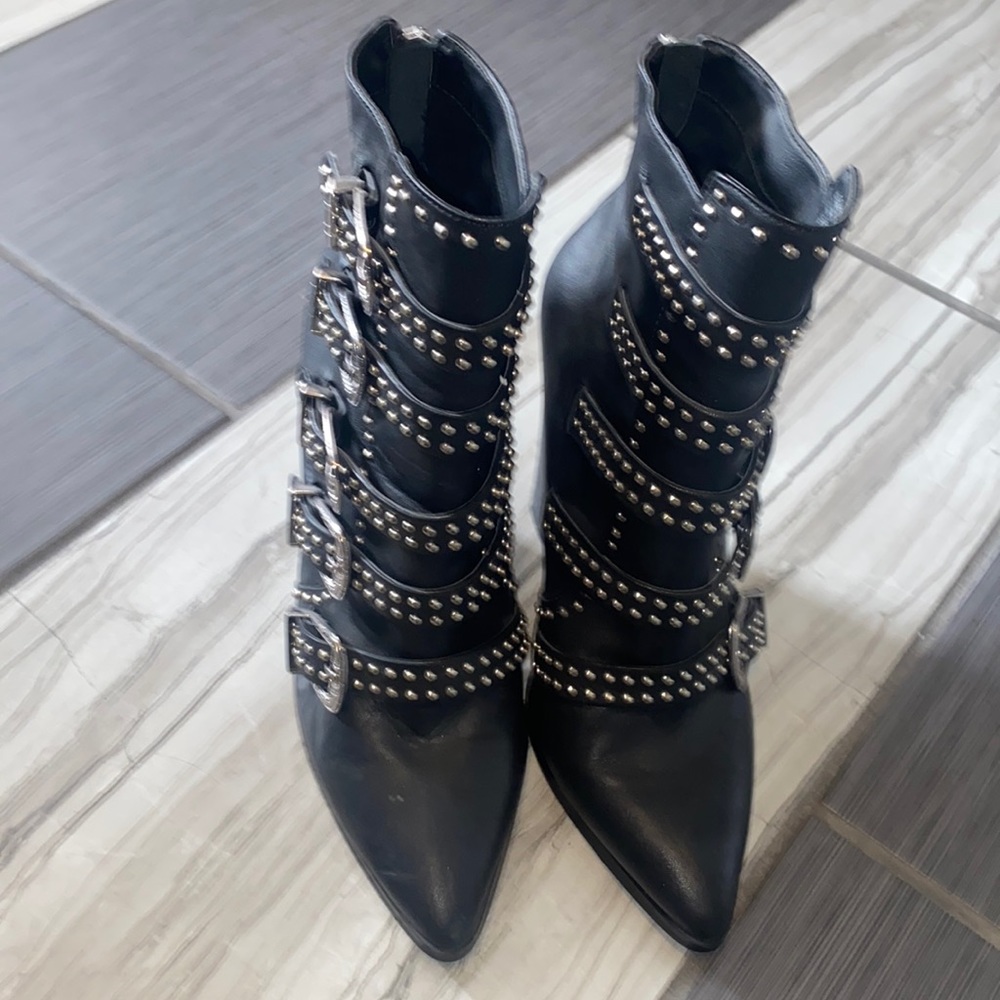 Steve Madden leather booties with buckles